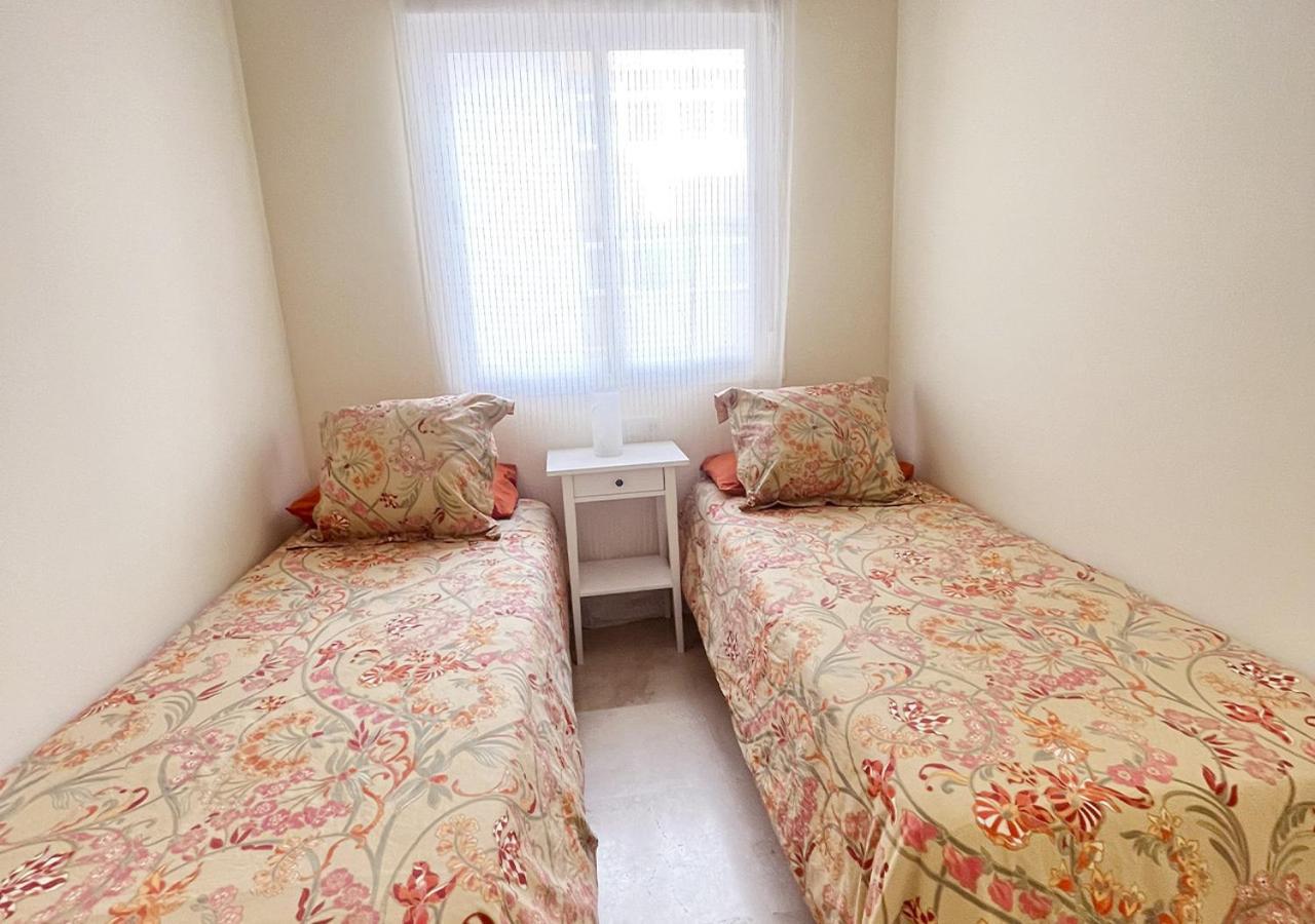 Apartamento Primera Linea Estepona By Isa Hoteles Экстерьер фото